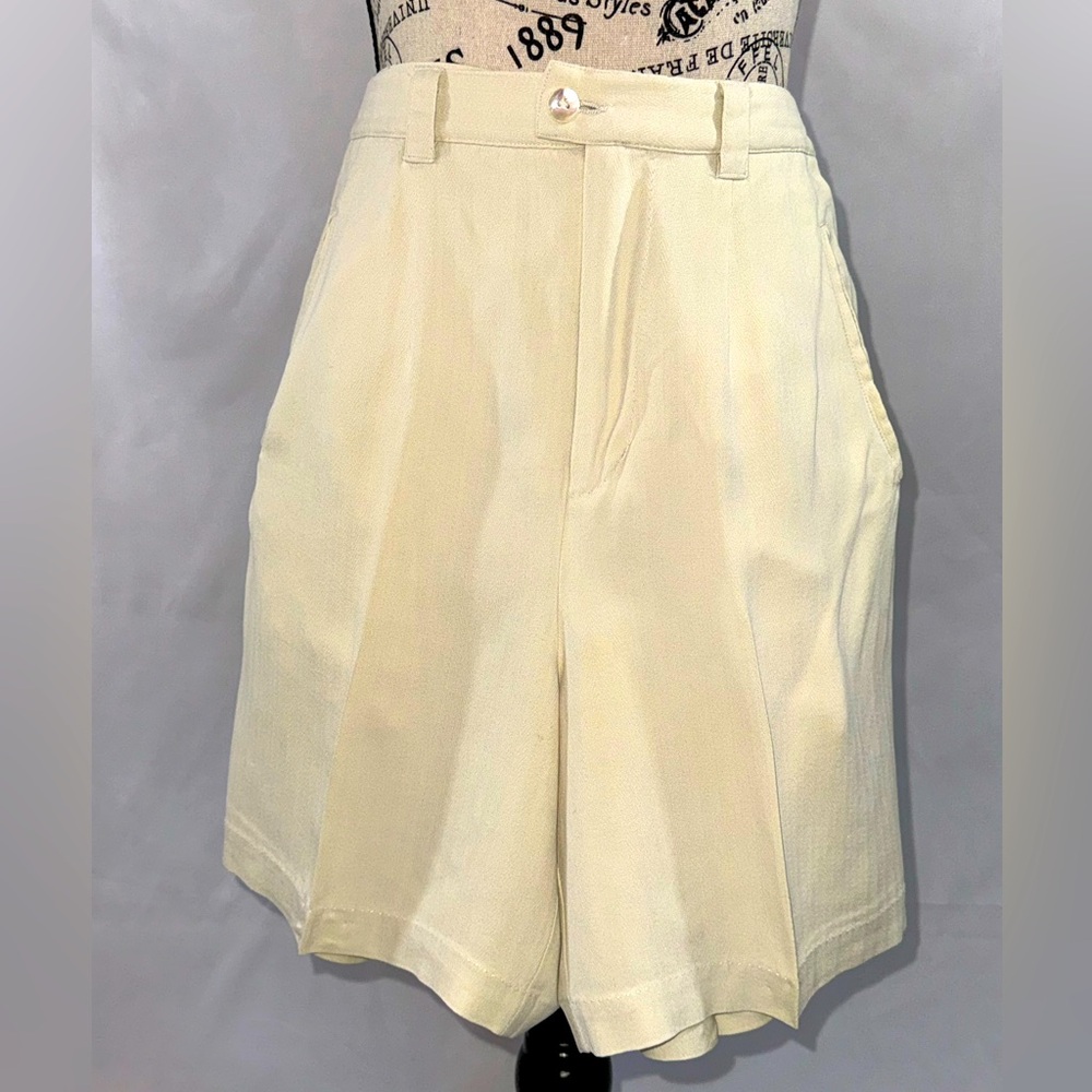 Dressy Tommy Bahamas Ivory 100% Silk Shorts